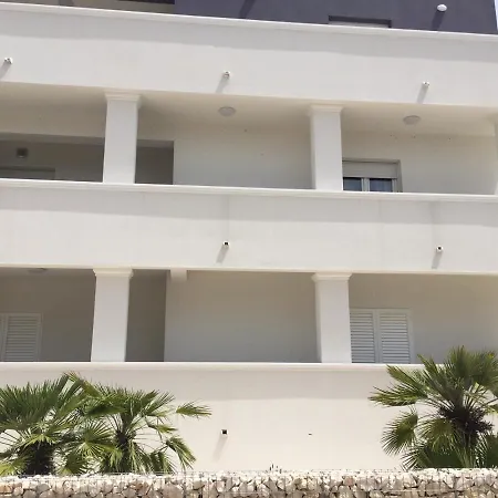בית הארחה Diklo Rooms-adults Only 4*