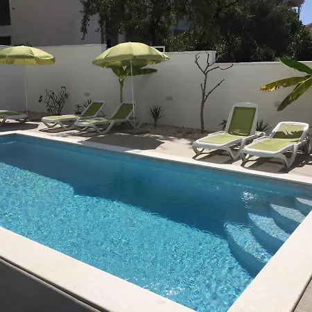 בית הארחה Diklo Rooms-adults Only זאדאר