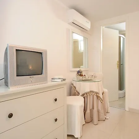 Diklo Rooms-adults Only בית הארחה