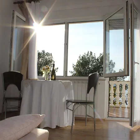 בית הארחה Diklo Rooms-adults Only זאדאר