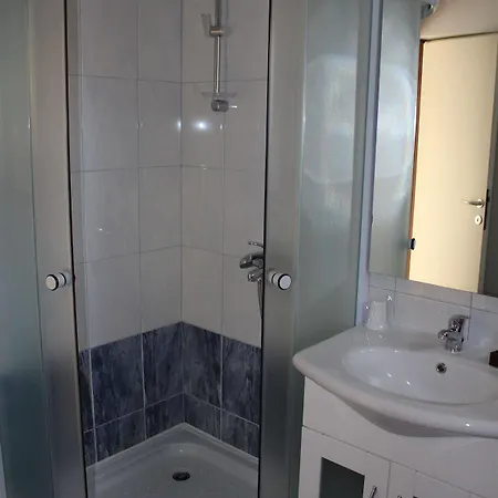 Diklo Rooms-adults Only זאדאר