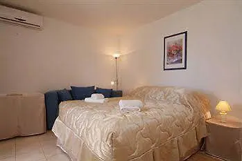 בית הארחה Diklo Rooms-adults Only זאדאר