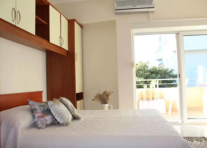 Diklo Rooms-adults Only Maison d'hôtes 4*